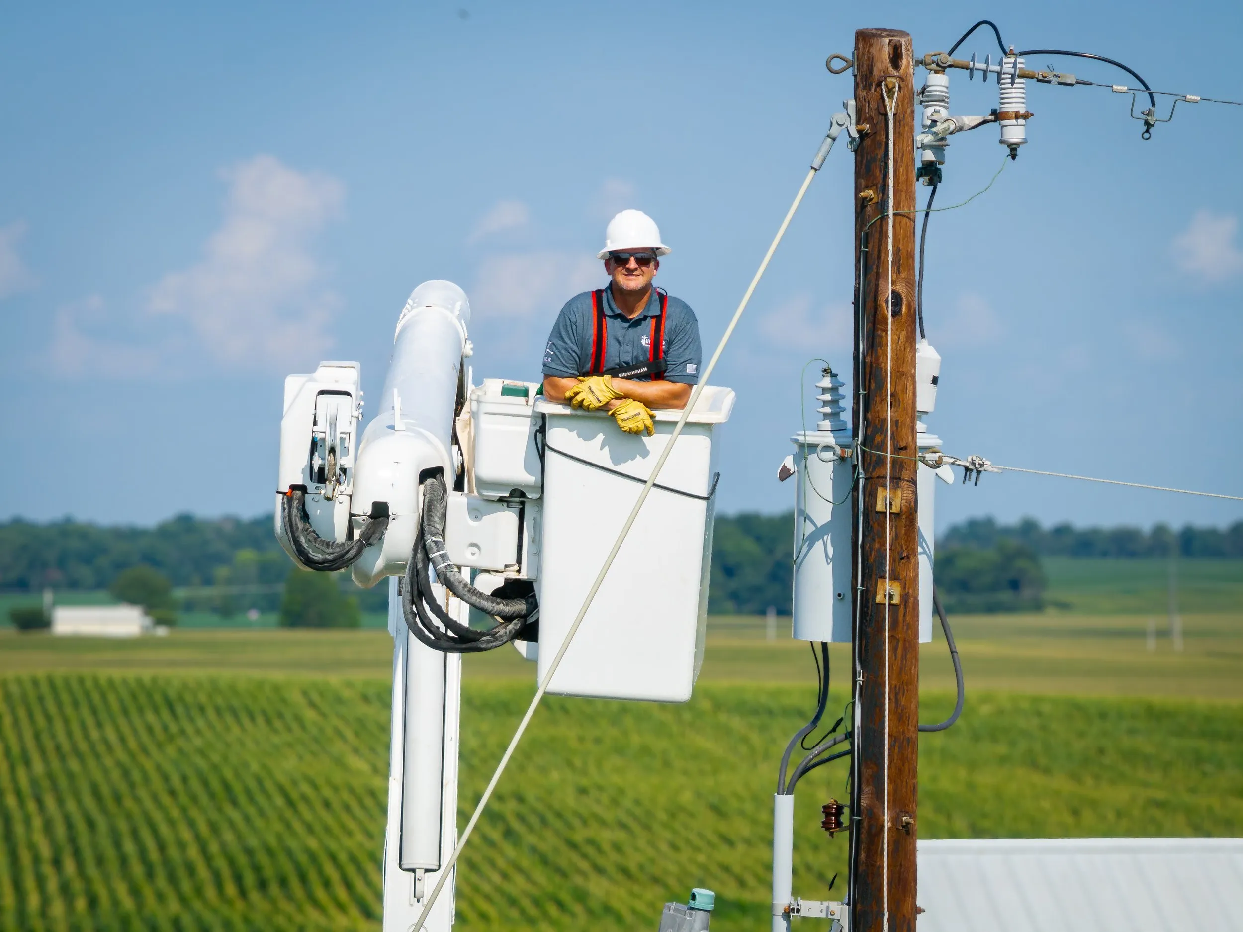 United Powerline Solutions — photograph by Alex Kumar (July 2025)